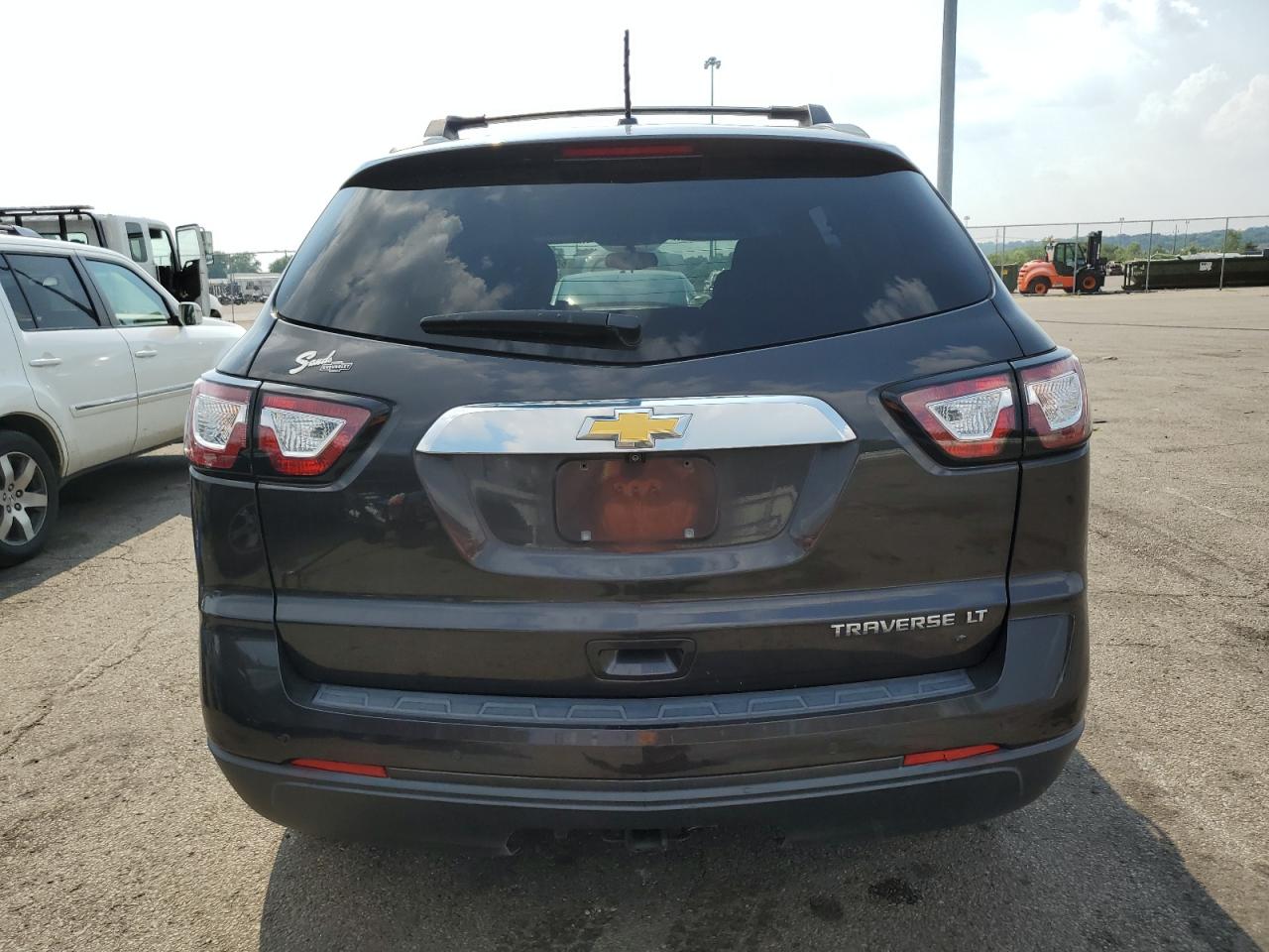 1GNKRGKD6FJ206697 2015 Chevrolet Traverse Lt