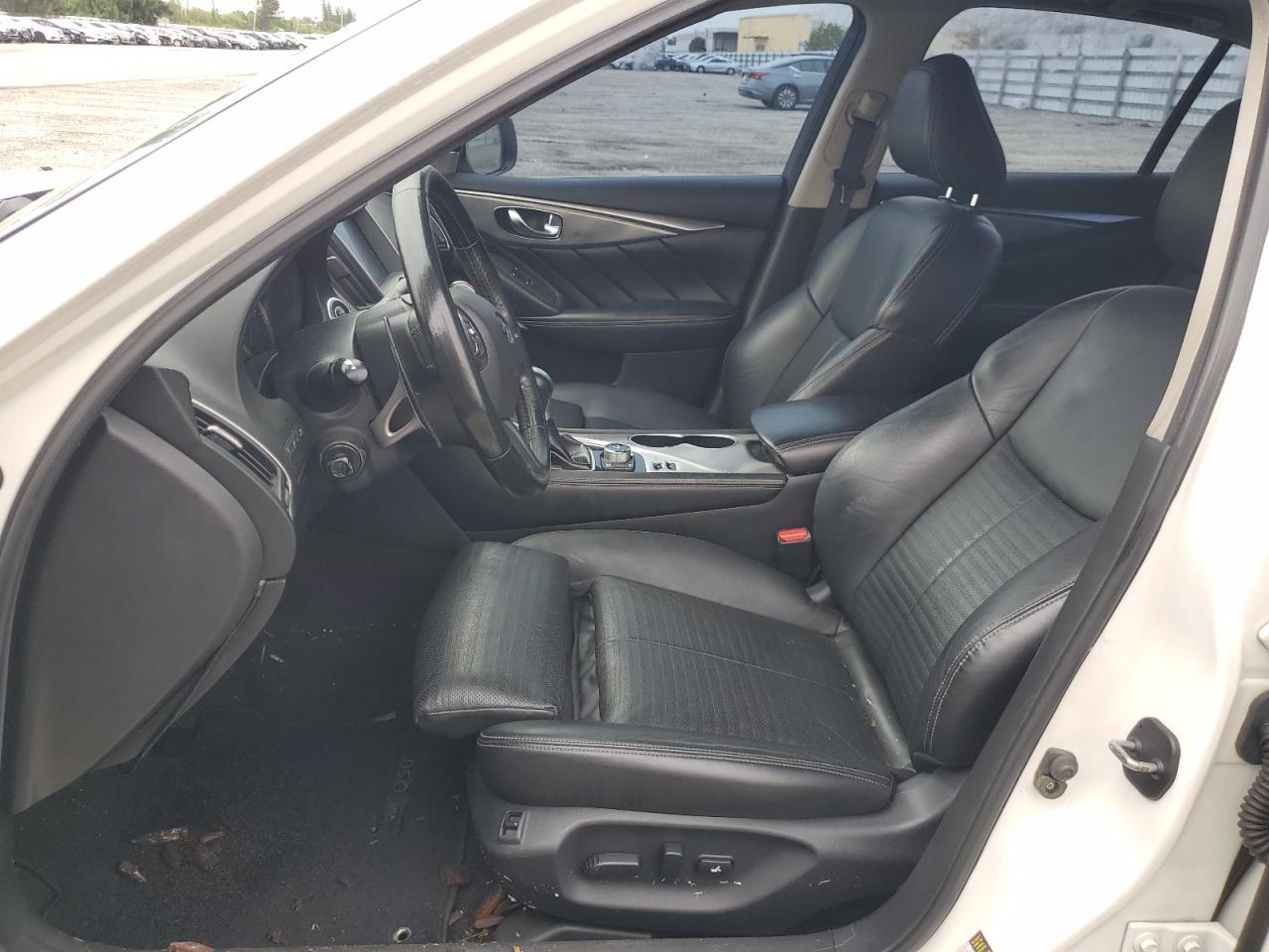 JN1EV7AR3HM831657 2017 Infiniti Q50 Premium