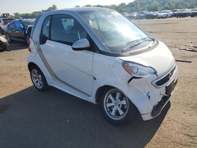 VIN WMEEJ3BAXDK653425 2013 Smart Fortwo, Pure no.4