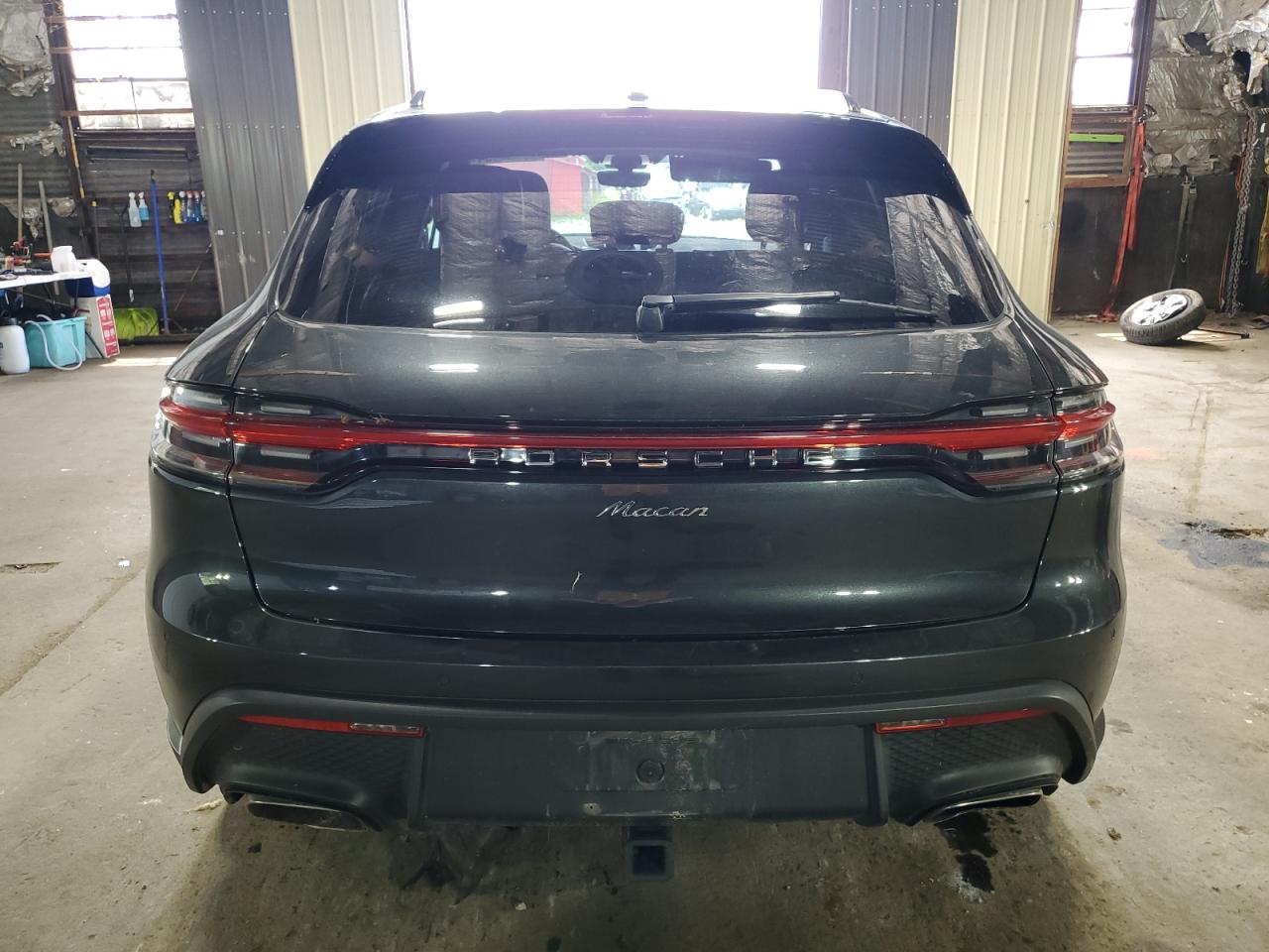 WP1AA2A56NLB08912 2022 Porsche Macan