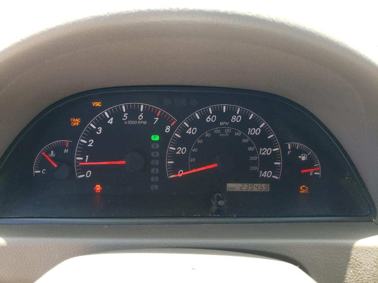 JTDBF30K350160472 2005 Toyota Camry Le