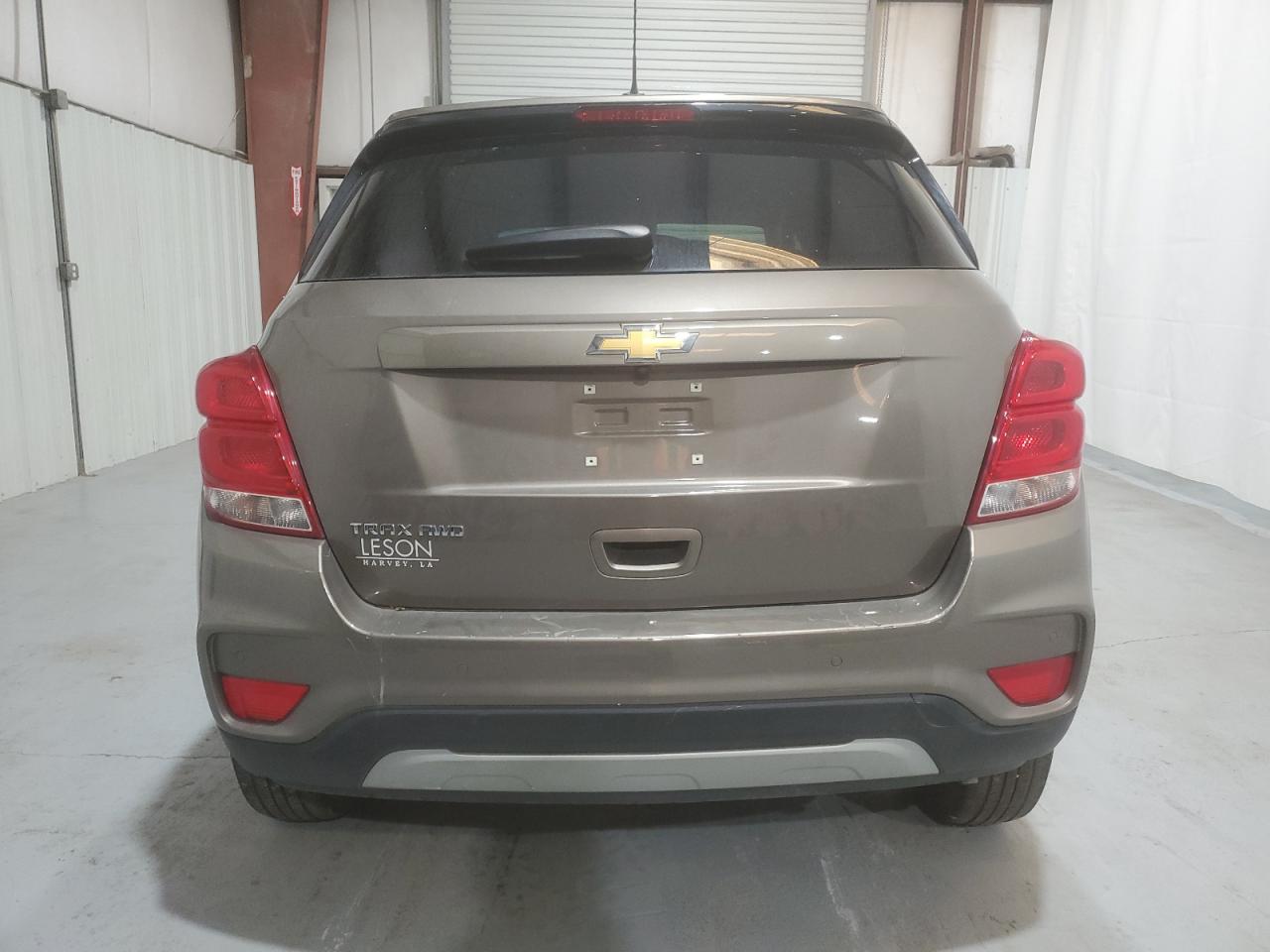 KL7CJPSM0NB520677 2022 Chevrolet Trax 1Lt