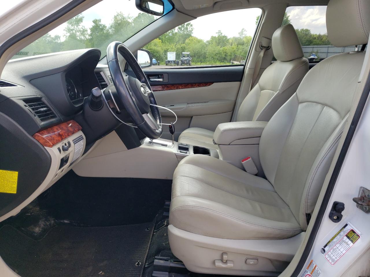 4S4BRCKC6B3388632 2011 Subaru Outback 2.5I Limited