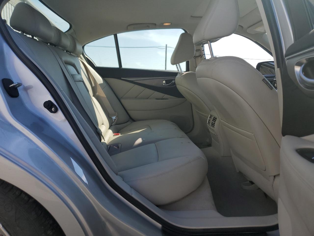 JN1BV7AR3FM392363 2015 Infiniti Q50 Base