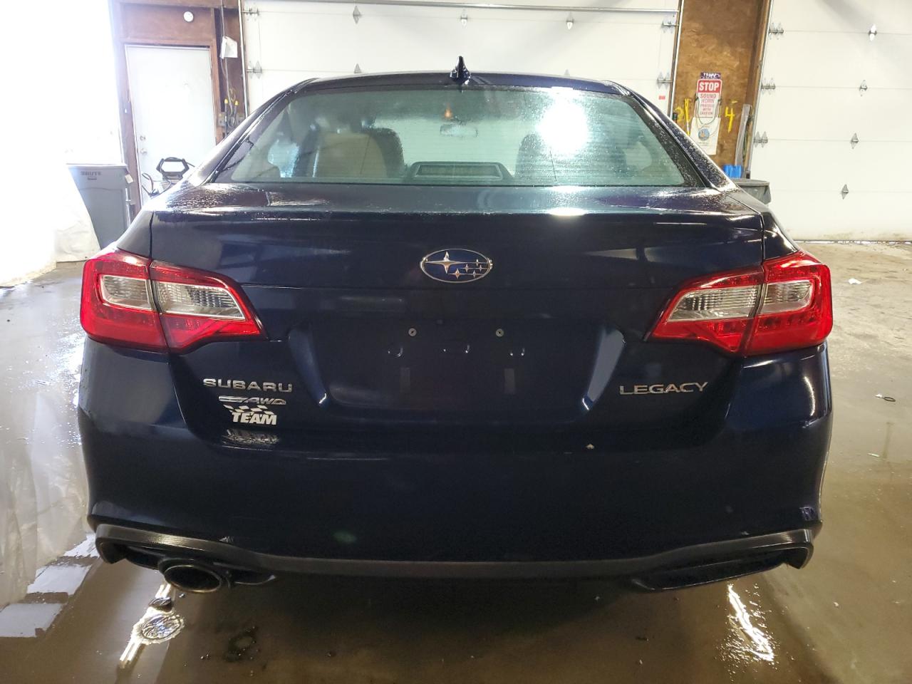4S3BNAC63J3024101 2018 Subaru Legacy 2.5I Premium