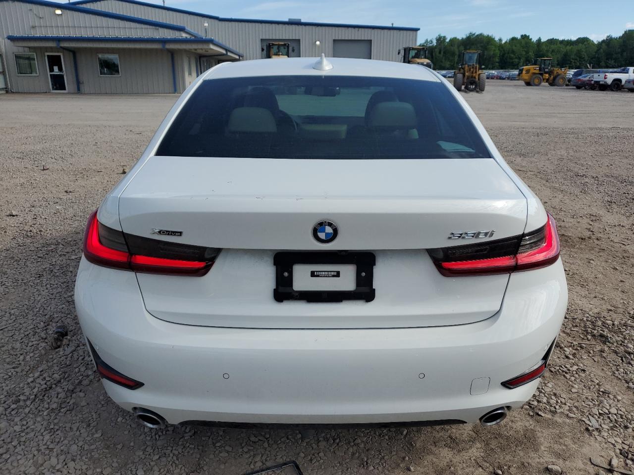 3MW5R7J07N8C72848 2022 BMW 330Xi