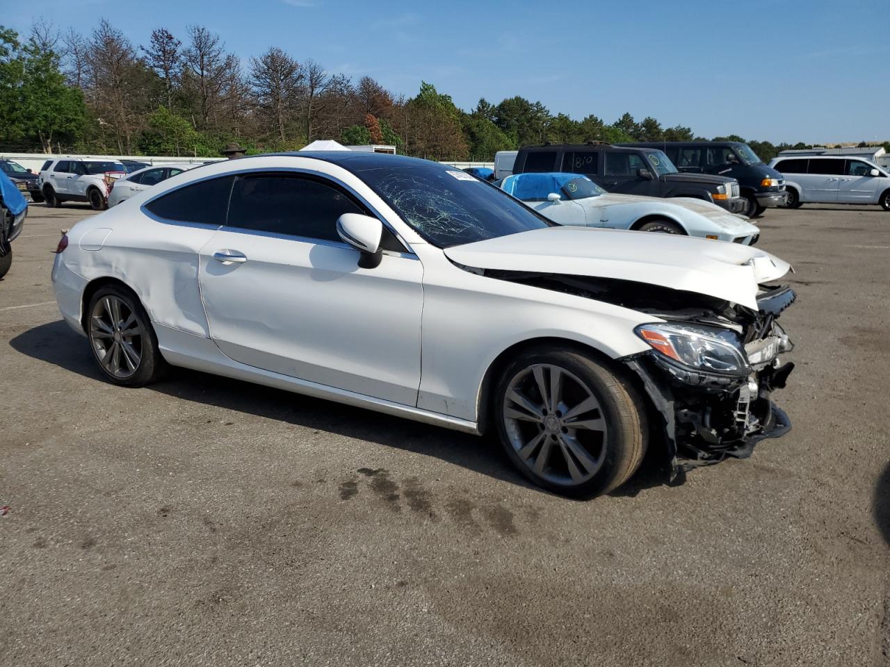 2017 Mercedes-Benz C 300 4Matic vin: WDDWJ4KB6HF405436