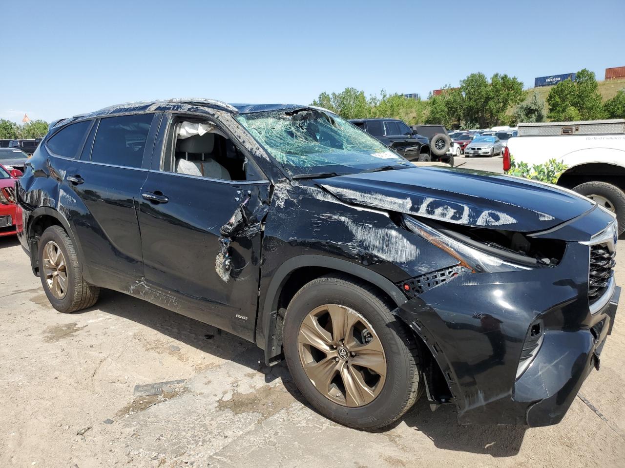 Lot #2751731988 2023 TOYOTA HIGHLANDER