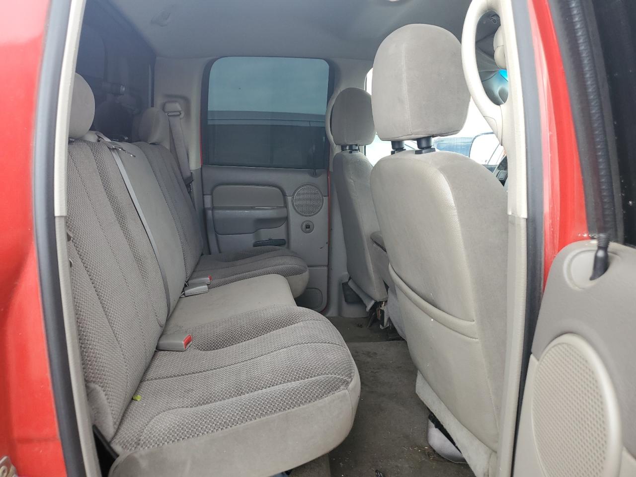 1D7HA18D35S282021 2005 Dodge Ram 1500 St