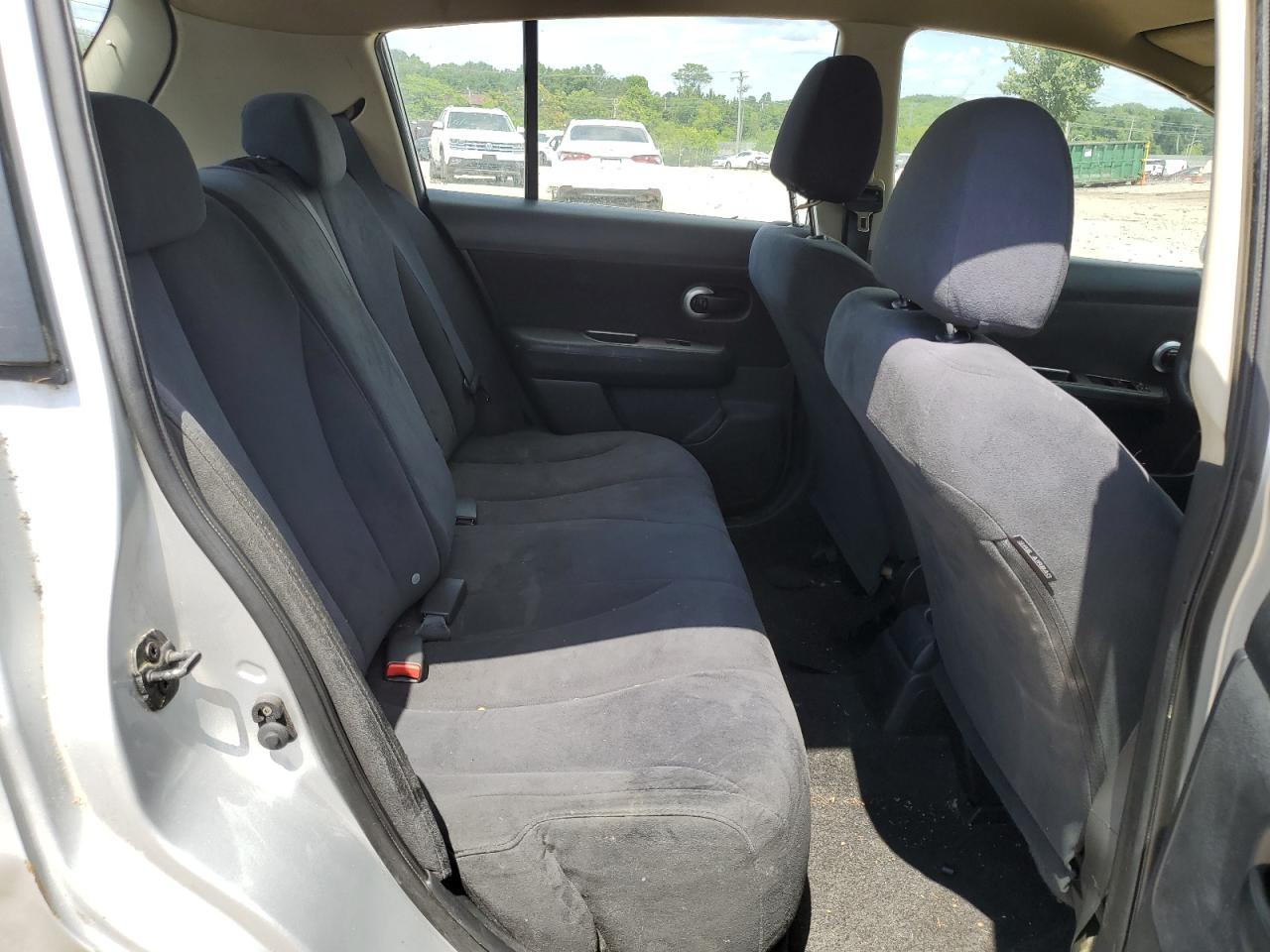 3N1BC13E48L407883 2008 Nissan Versa S