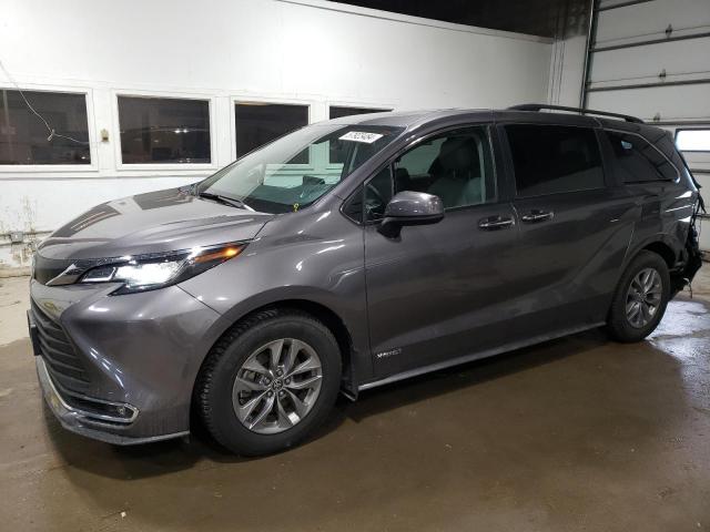 2021 TOYOTA SIENNA XLE - 5TDYSKFC0MS031634