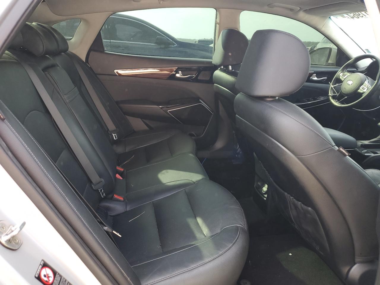 KNALC4J16H5041537 2017 Kia Cadenza Premium