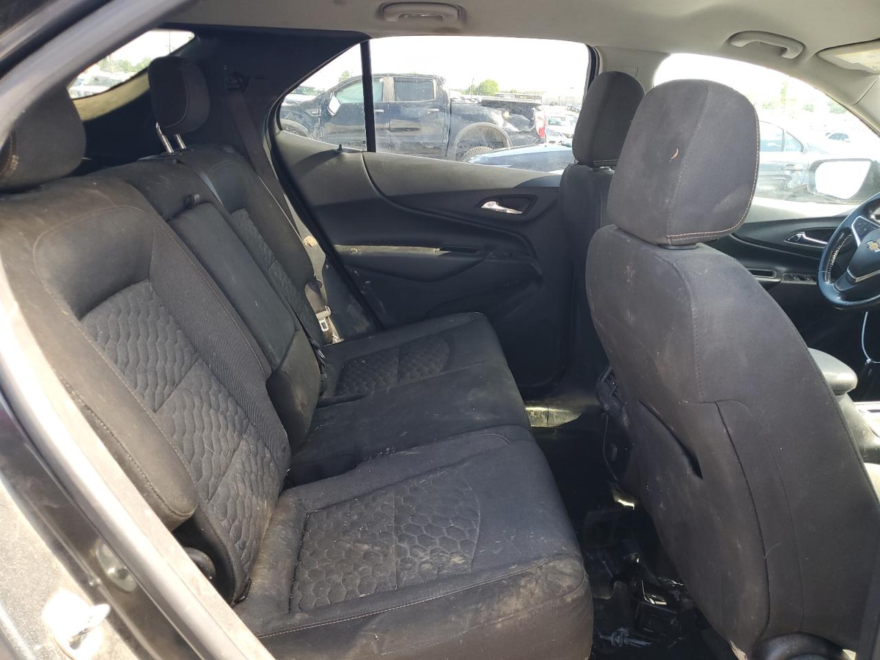 2GNAXJEV4J6350256 2018 Chevrolet Equinox Lt