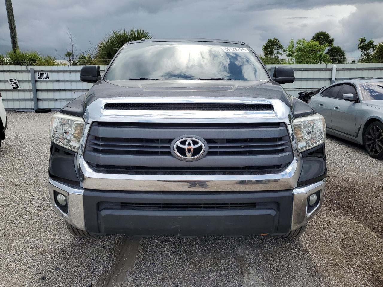 2014 Toyota Tundra Double Cab Sr/Sr5 vin: 5TFRM5F11EX074289