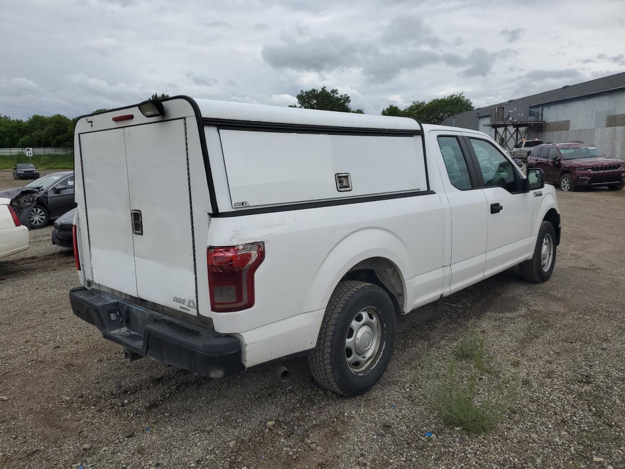 1FTEX1C8XHKE23998 2017 Ford F150 Super Cab