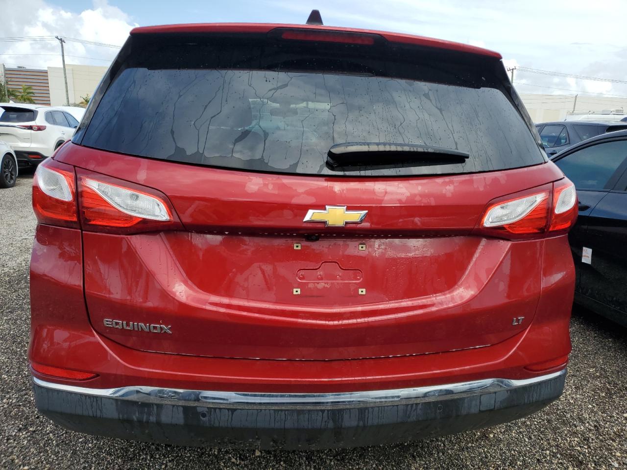 3GNAXJEV2JS610140 2018 Chevrolet Equinox Lt