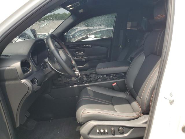 2024 HONDA PILOT TRAI 5FNYG1H60RB004755