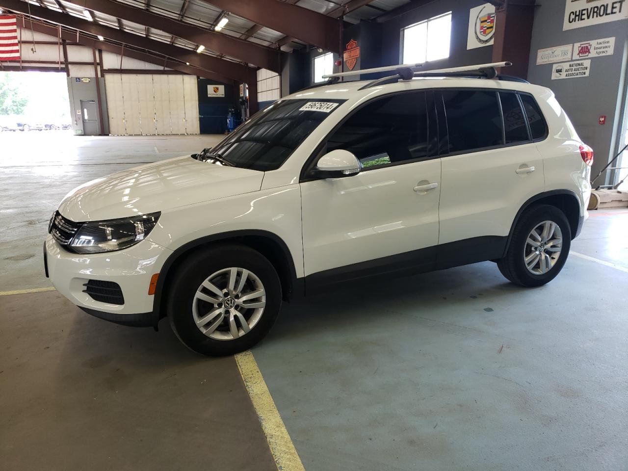 2017 Volkswagen Tiguan S vin: WVGBV7AX1HK027511