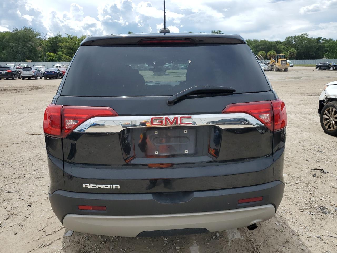 1GKKNKLA0JZ180799 2018 GMC Acadia Sle