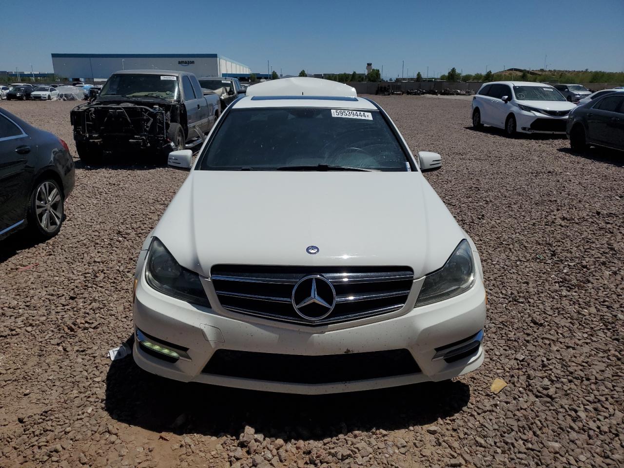 2014 Mercedes-Benz C 250 vin: WDDGF4HB7EA957677