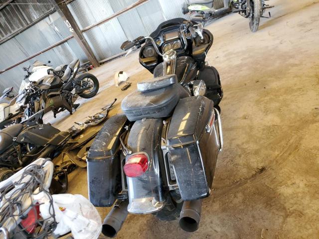 2018 HARLEY-DAVIDSON FLTRU 1HD1KGD11JB661583