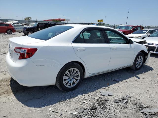 VIN 4T4BF1FK3ER432038 2014 Toyota Camry, L no.3