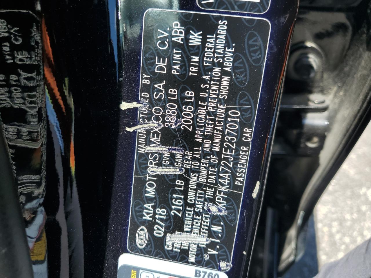 3KPFK4A72JE237010 2018 Kia Forte Lx