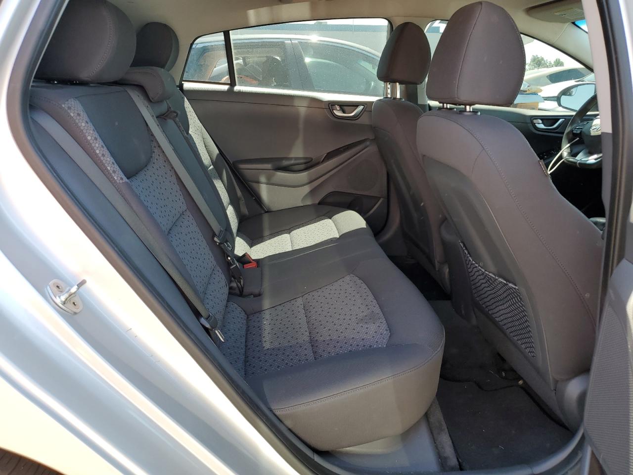 KMHC75LH9KU035988 2019 Hyundai Ioniq