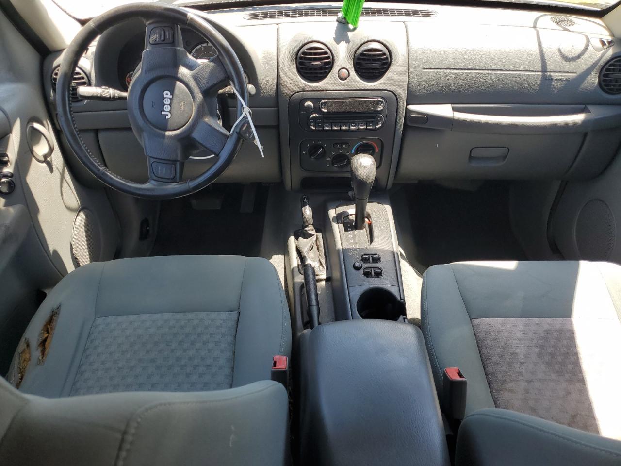 1J4GL48K15W536733 2005 Jeep Liberty Sport 1J4GL48K15W536733 2005 Jeep Liberty Sport