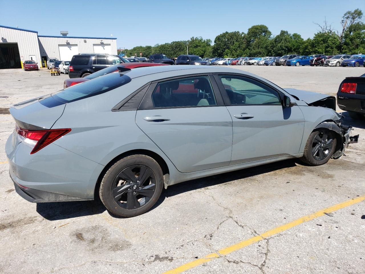 Lot #2874654093 2023 HYUNDAI ELANTRA SE