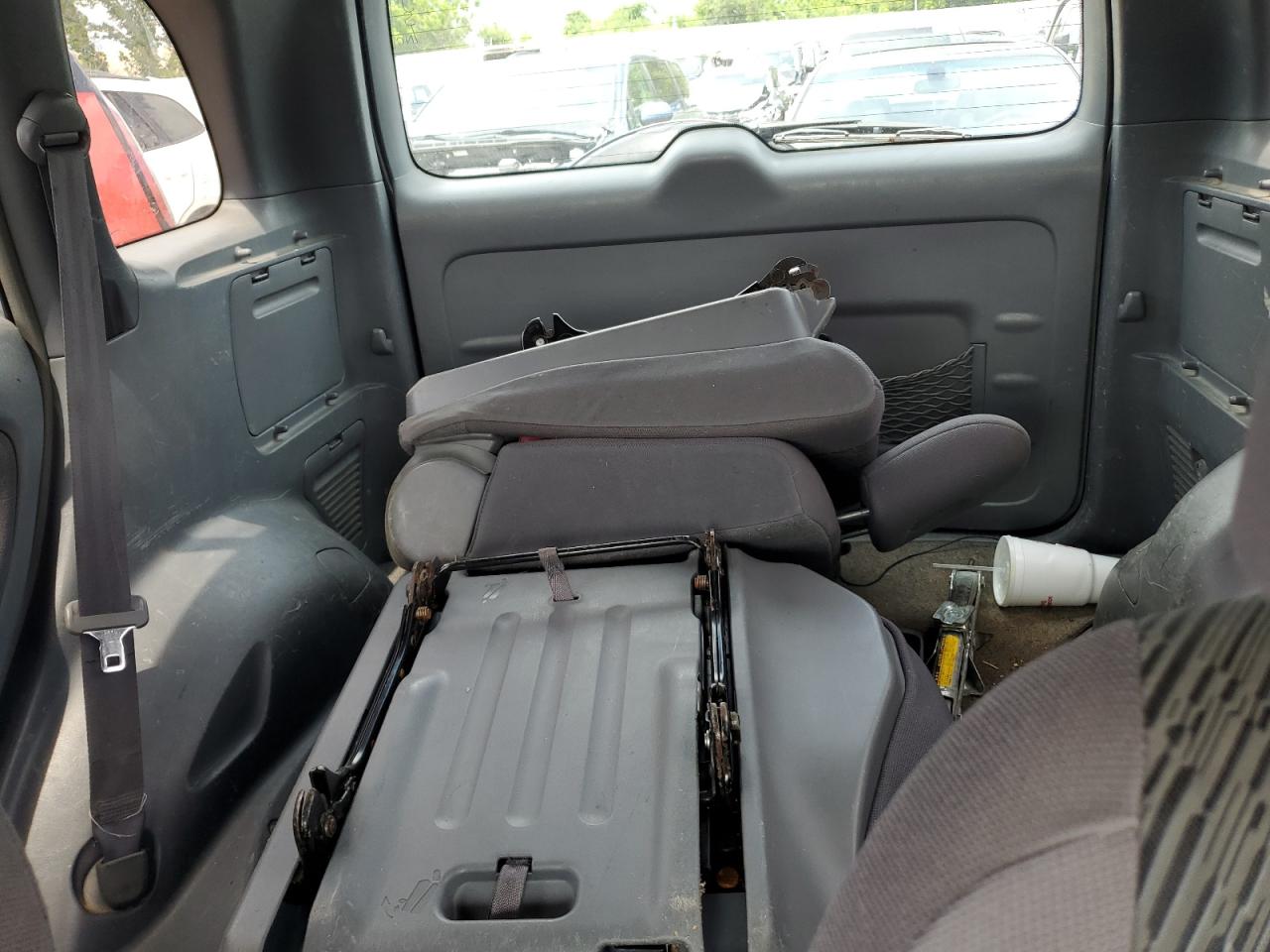 JTEGH20V410018481 2001 Toyota Rav4