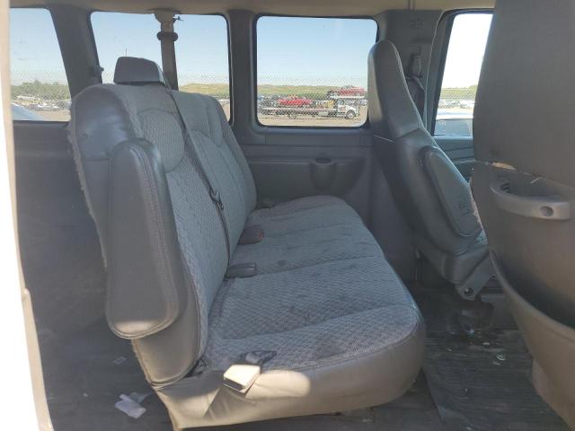 2004 Chevrolet Express G1500 VIN: 1GNFH15T841189855 Lot: 59924344