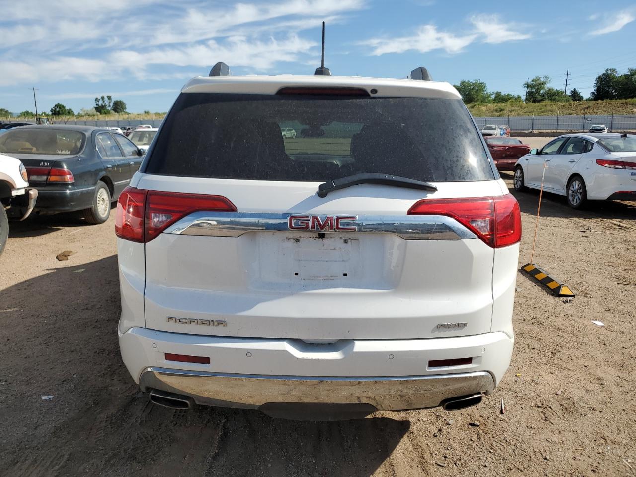 1GKKNXLSXHZ316260 2017 GMC Acadia Denali