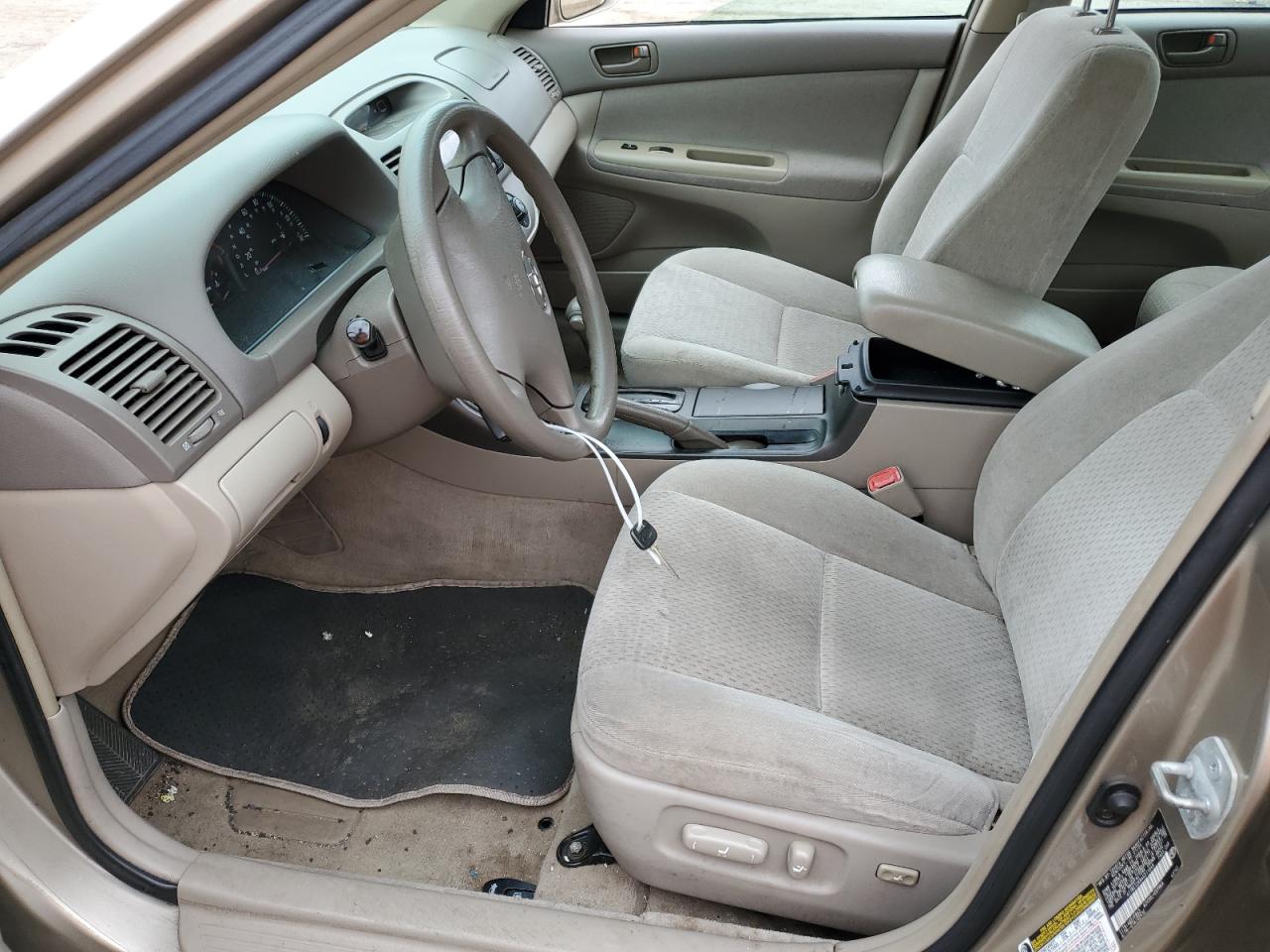 4T1BE32K84U311048 2004 Toyota Camry Le