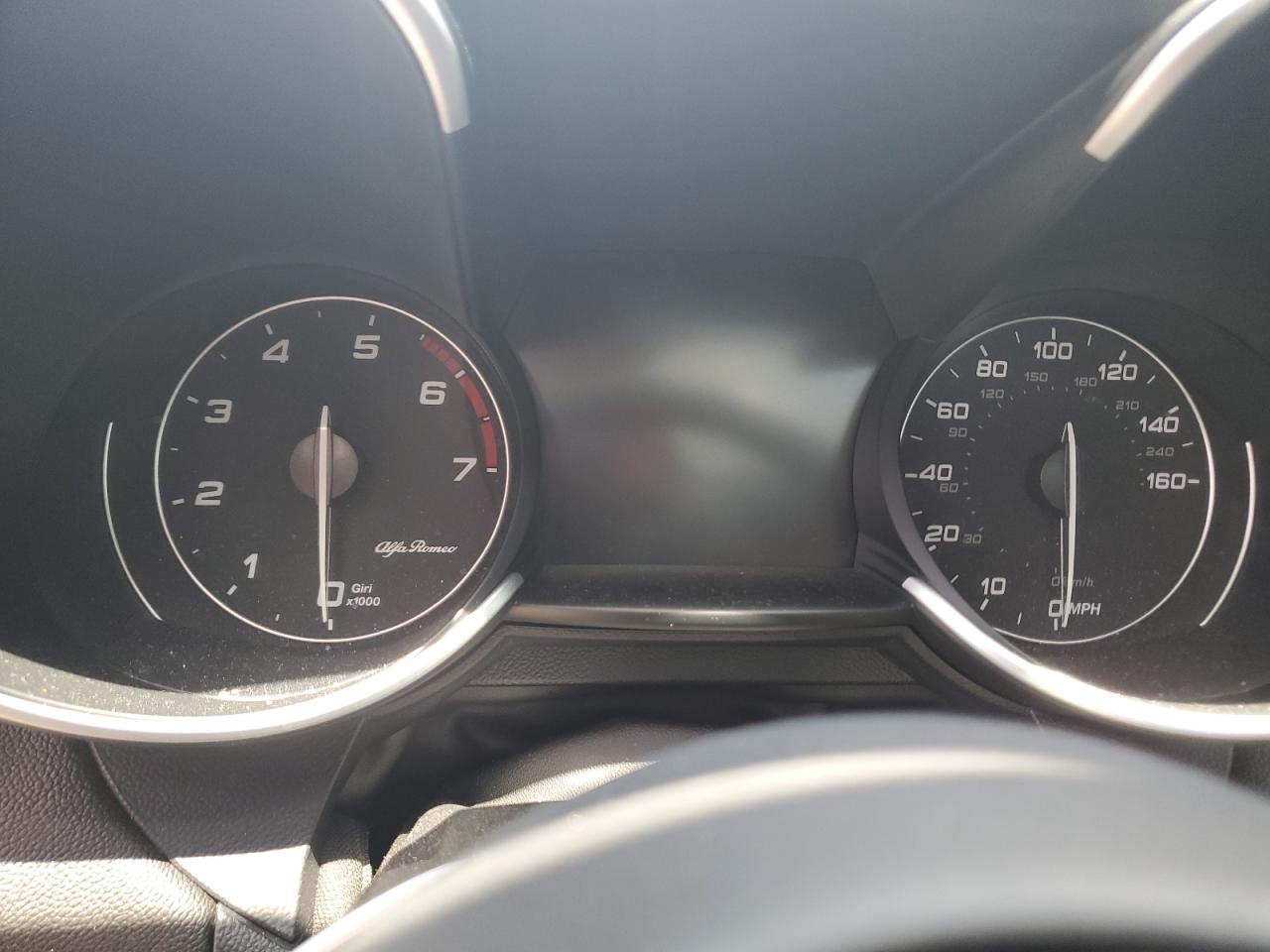 ZARFAEEN2J7576051 2018 Alfa Romeo Giulia Ti Q4