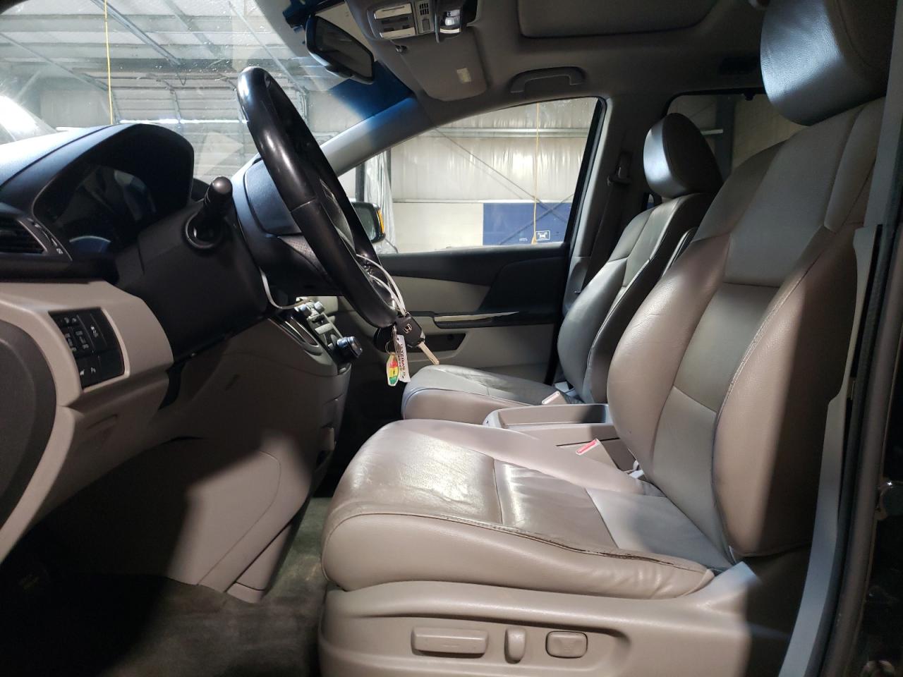 5FNRL5H98BB065312 2011 Honda Odyssey Touring