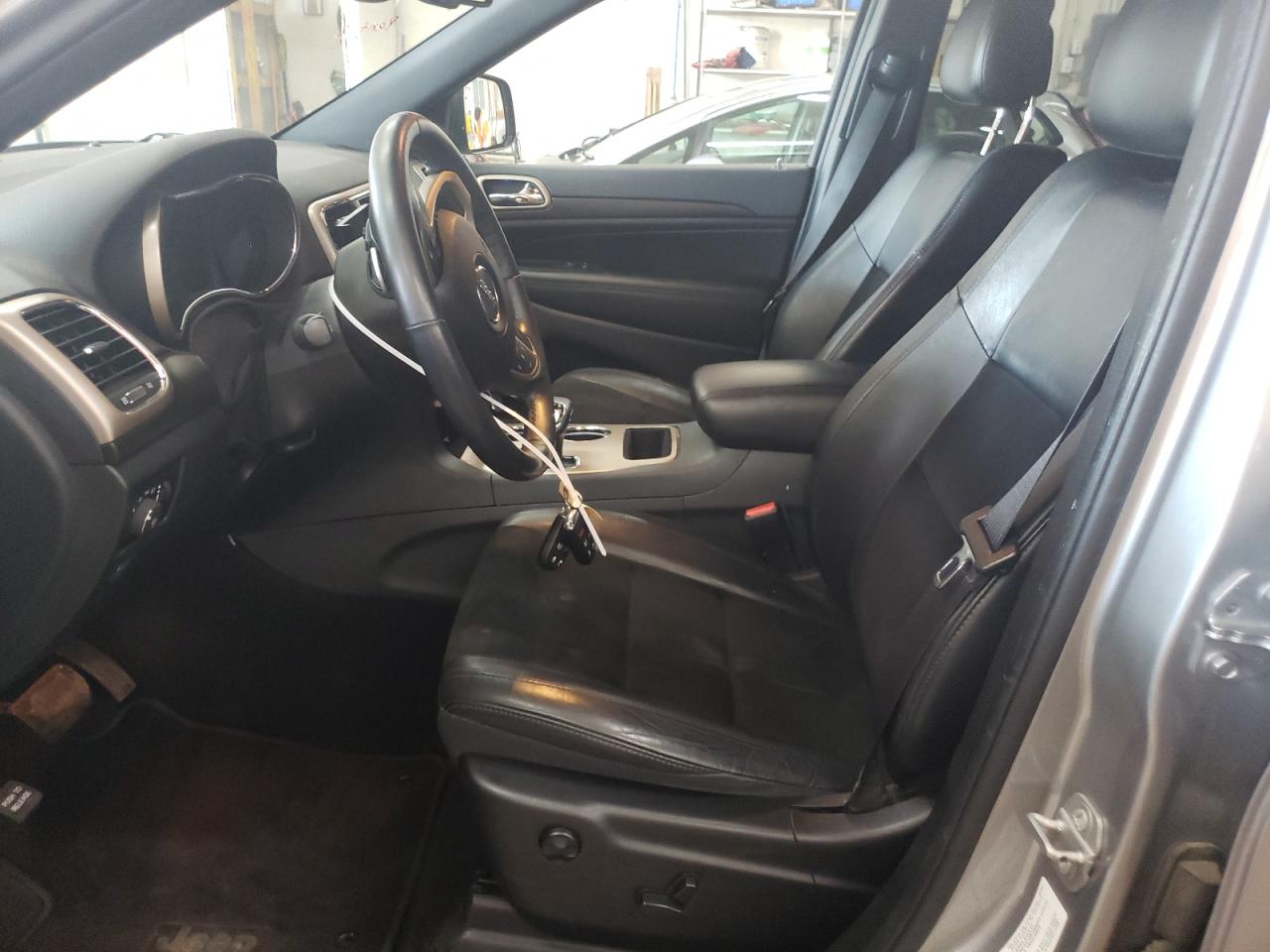 1C4RJFAG3FC661001 2015 Jeep Grand Cherokee Laredo