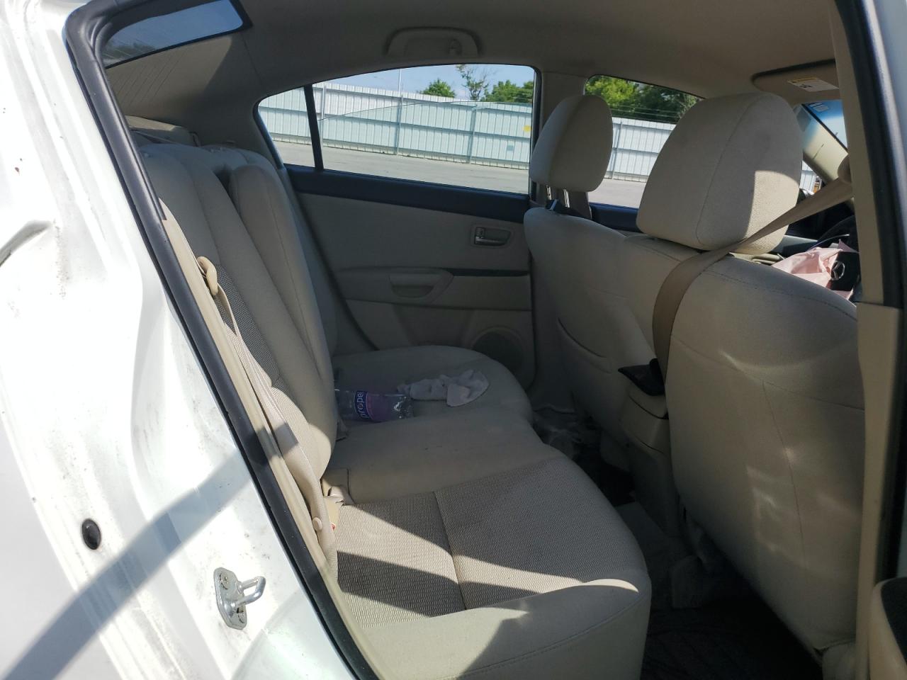 JM1BK12GX71749315 2007 Mazda 3 I