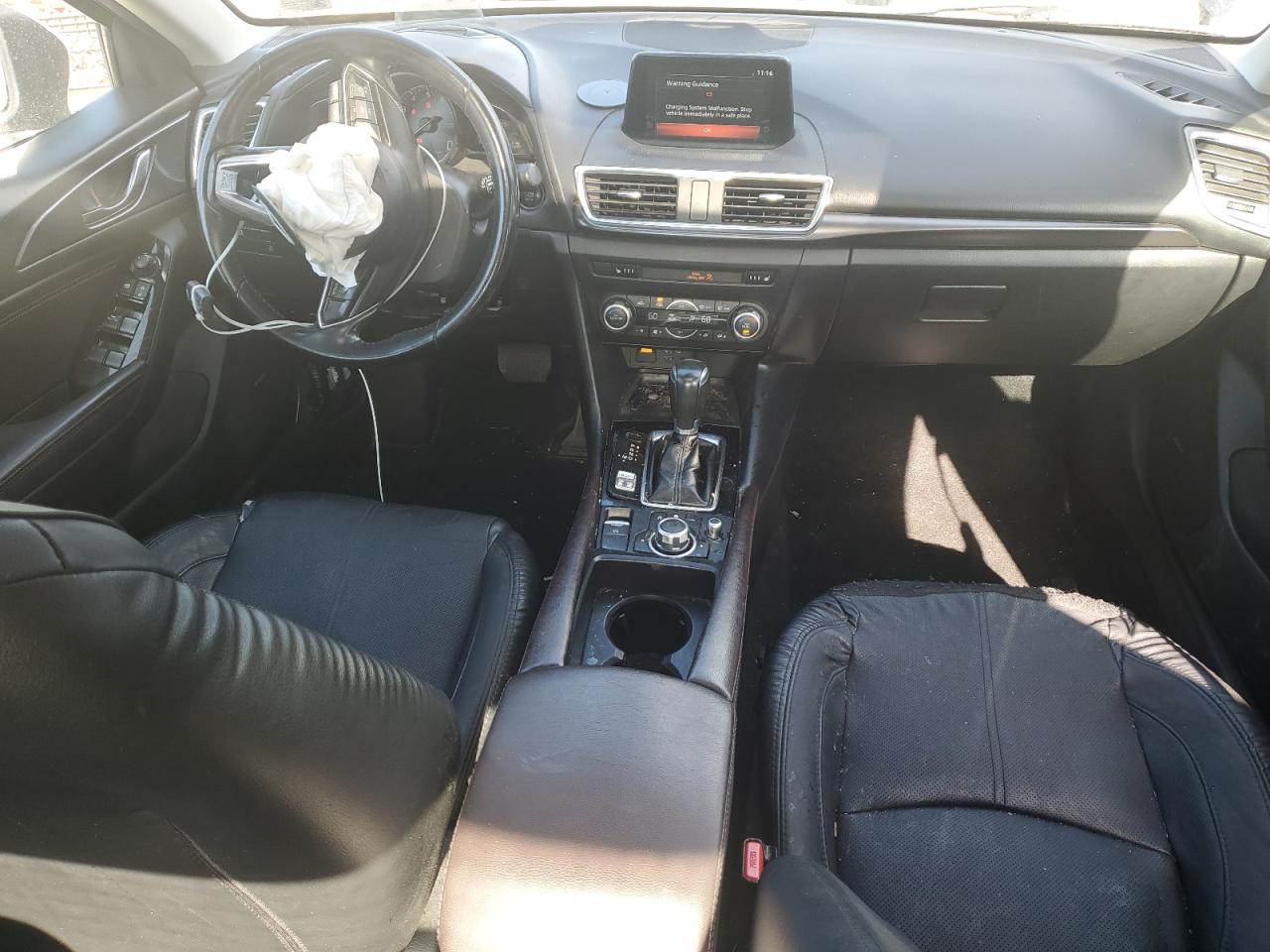 3MZBN1W38JM222556 2018 Mazda 3 Grand Touring