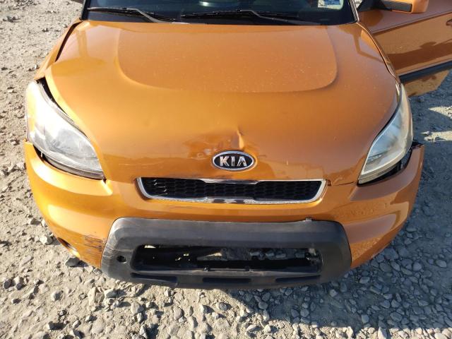 2011 Kia Soul + VIN: KNDJT2A2XB7257572 Lot: 58942584
