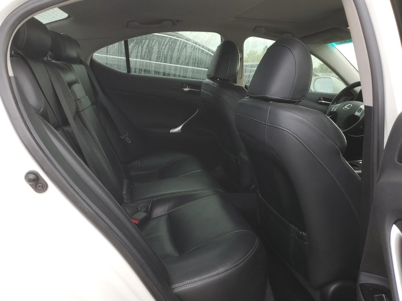 JTHCF5C22B5049128 2011 Lexus Is 250