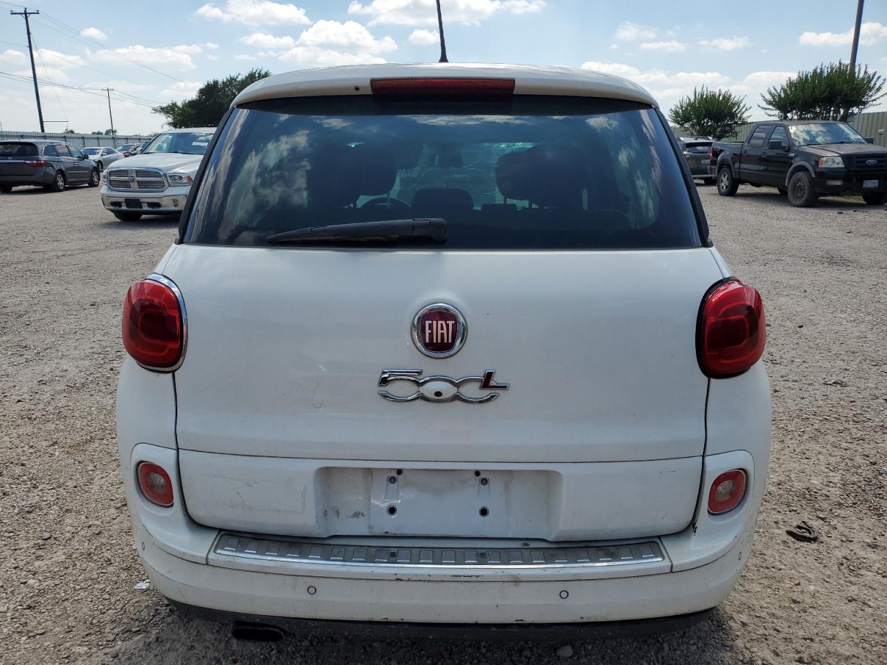 2015 Fiat 500L Lounge vin: ZFBCFACH8FZ030101