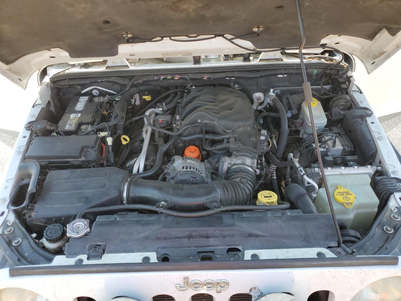 1C4AJWBG4DL536856 2013 Jeep Wrangler Sahara