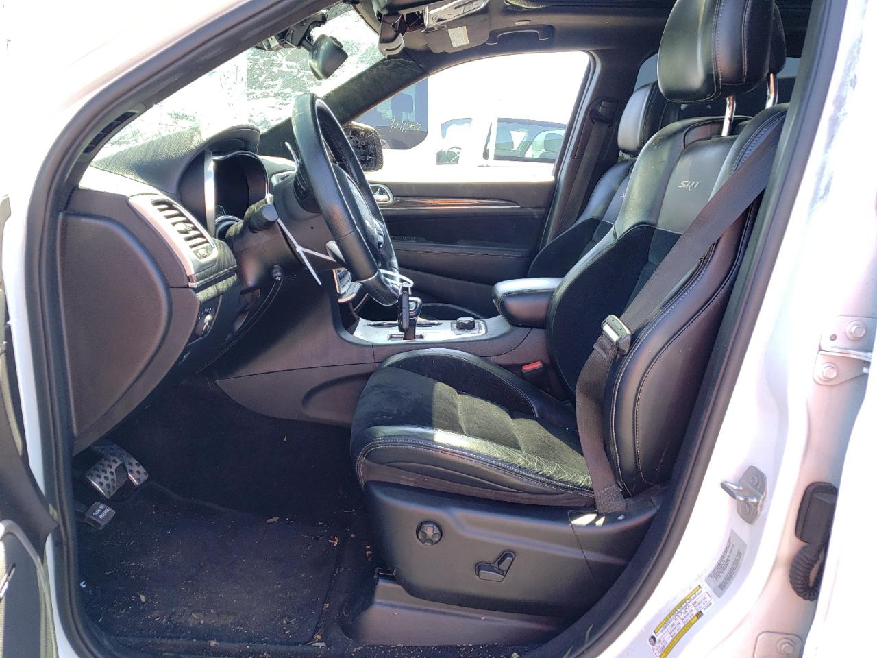 1C4RJFDJXFC132488 2015 Jeep Grand Cherokee Srt-8