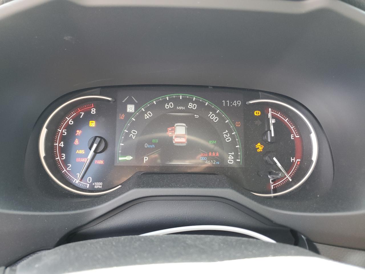 2T3P1RFV0PW378375 2022 Toyota Rav4 Xle