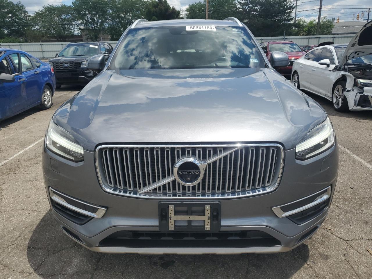 2016 Volvo Xc90 T8 vin: YV4BC0PL4G1046108