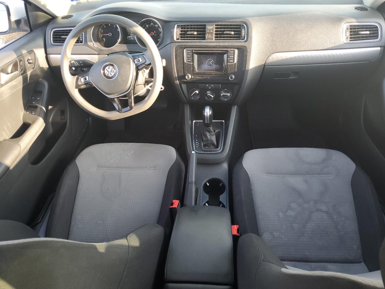 3VW2B7AJ4HM258272 2017 Volkswagen Jetta S