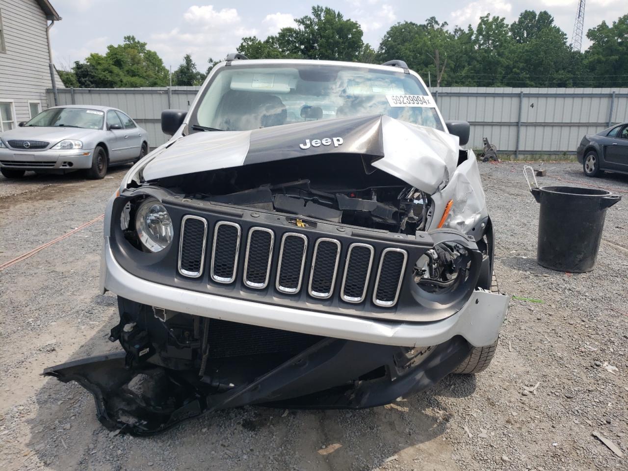 2015 Jeep Renegade Sport vin: ZACCJBATXFPC41095