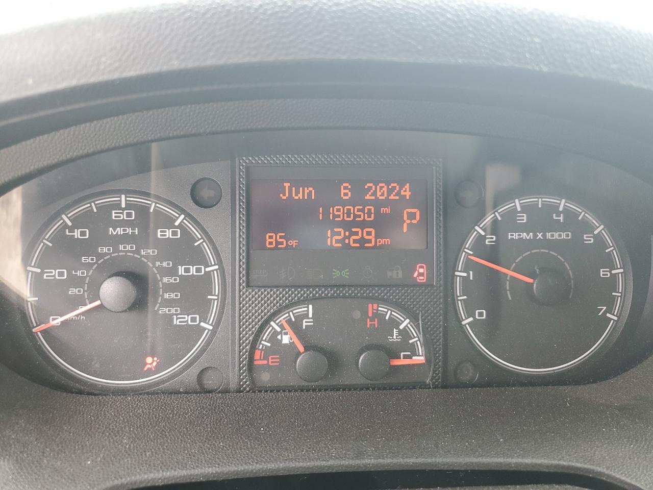 3C6TRVAG9JE106183 2018 Ram Promaster 1500 1500 Standard