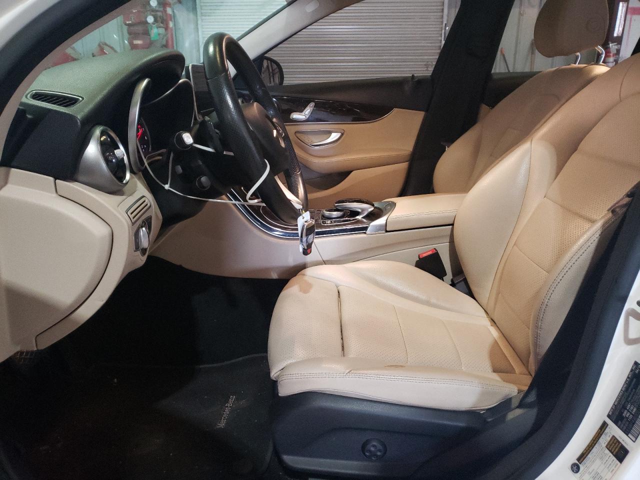 55SWF4JB3GU156687 2016 Mercedes-Benz C 300